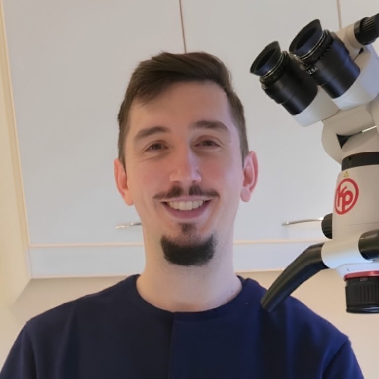 Dr Mihnea Pintilie
